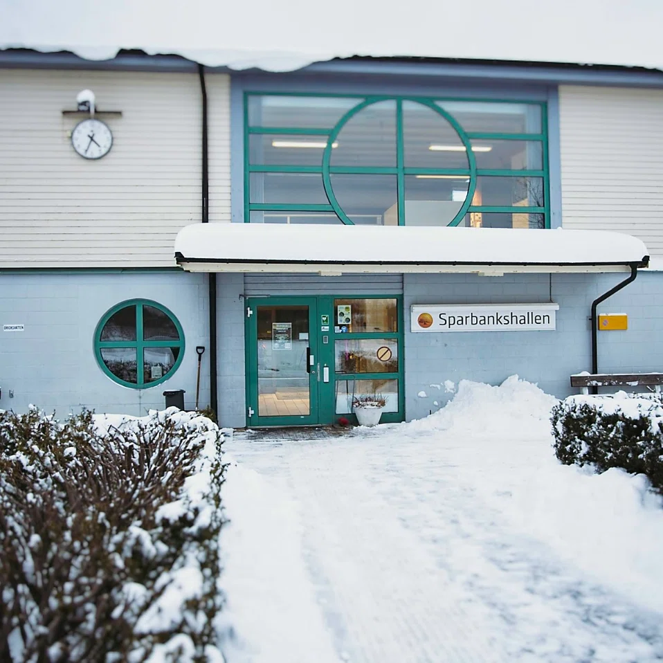 Image of players with clothes